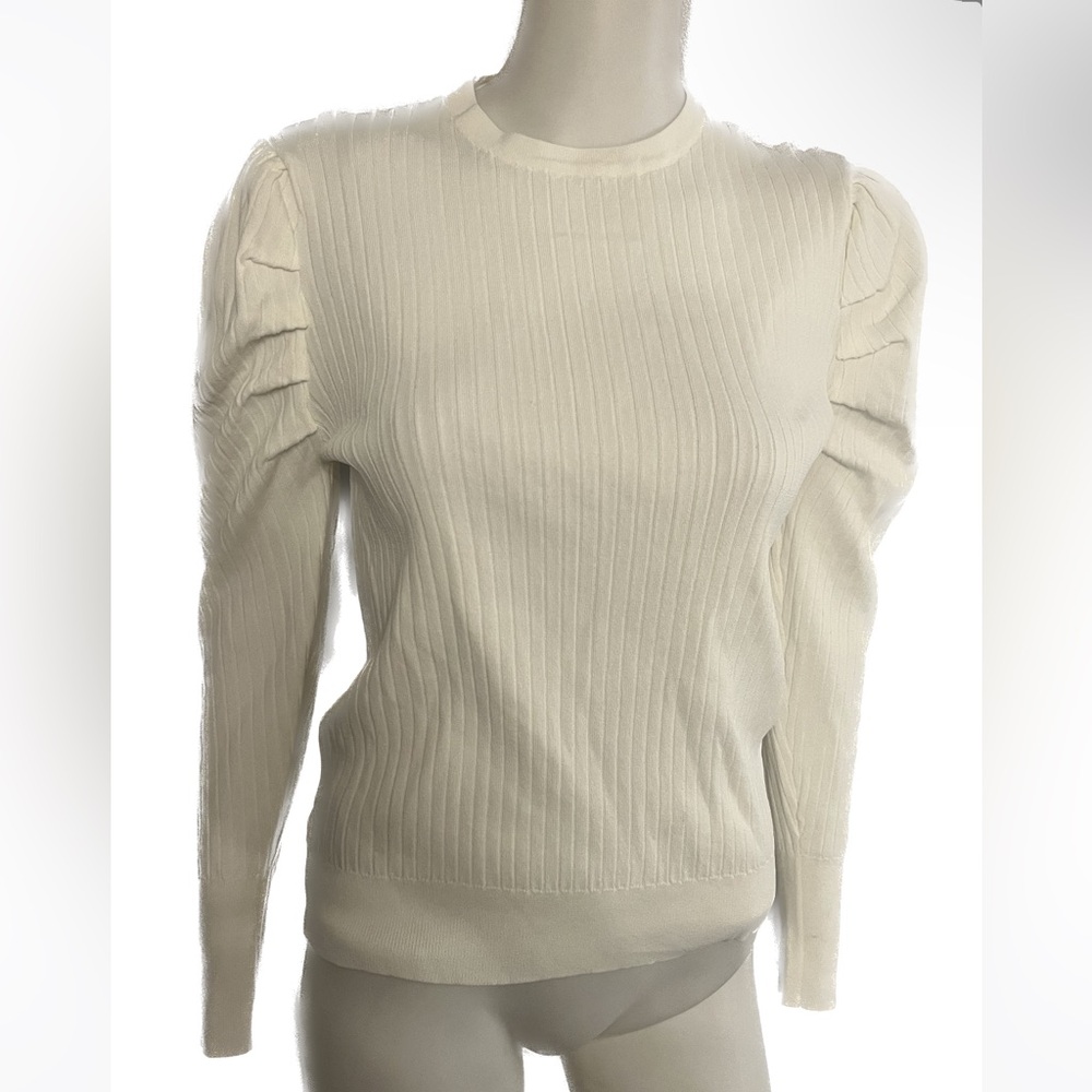 YAL women’s white top size medium